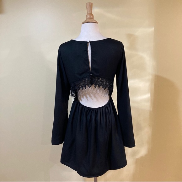 Bell Sleeve Backless Crochet Lace Trim Dress Black - Picture 5 of 6